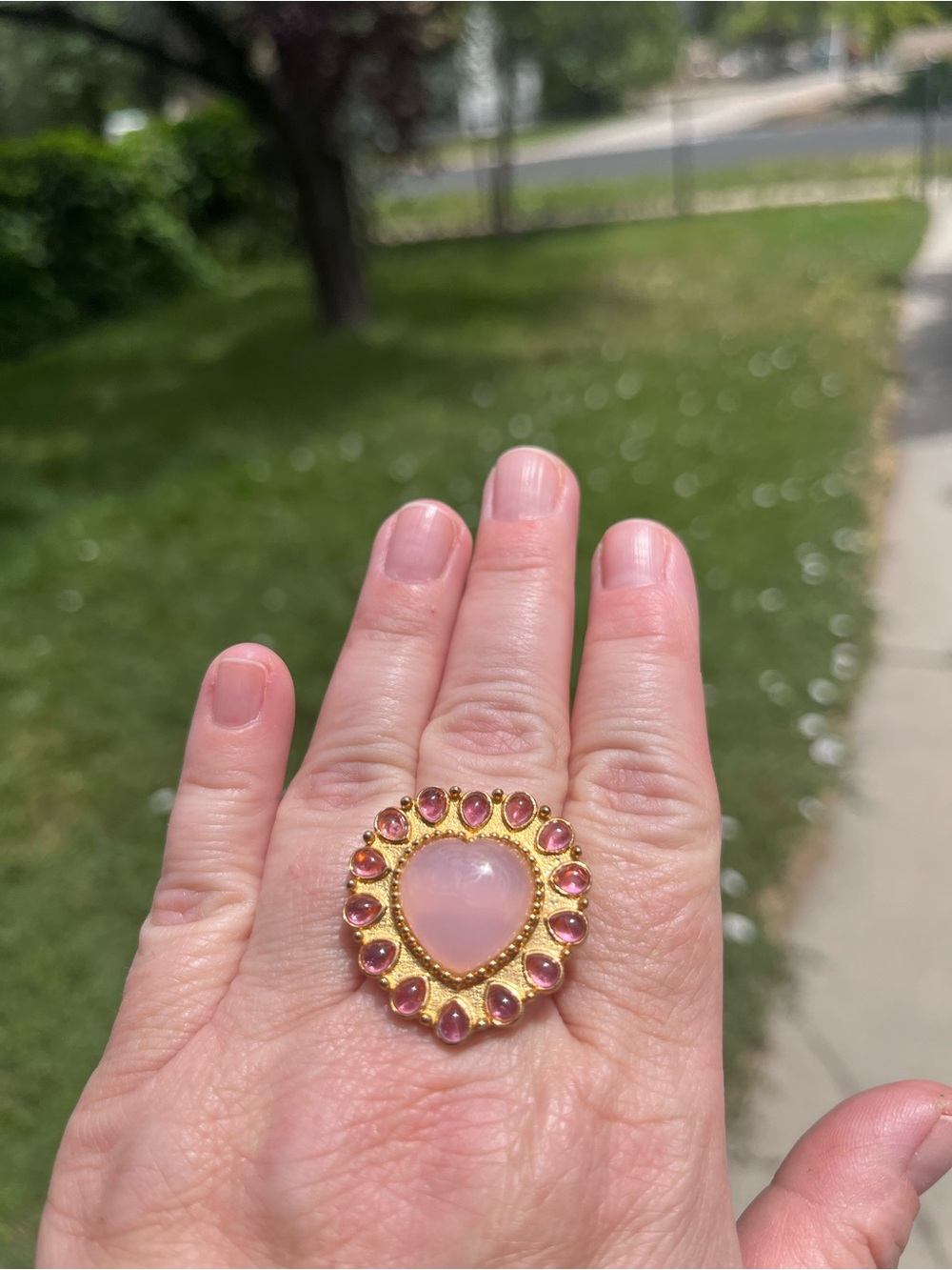 Gold-Tone Ring with Pink Heart Center and Pink Accents